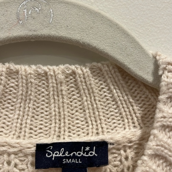 Brand new never worn Splendid sweater size small - Picture 2 of 5